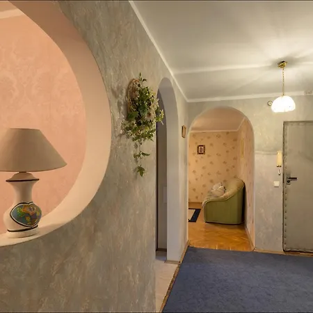 Apartment On Pobediteley *